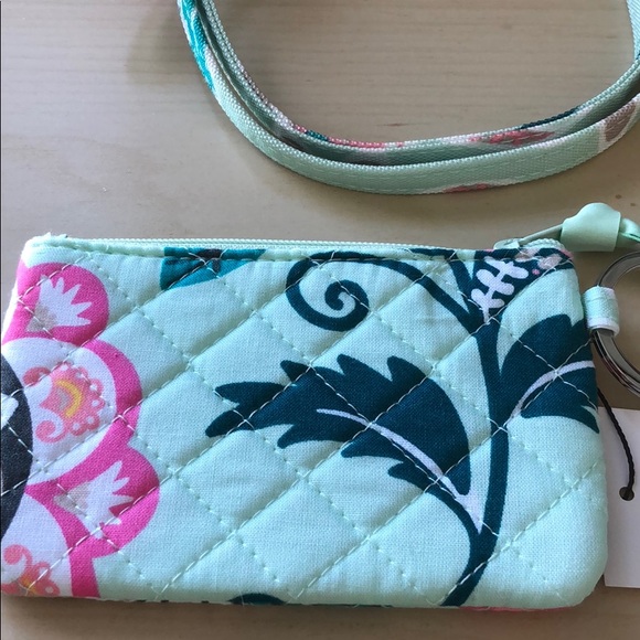 🆕 Vera Bradley Lanyard and Zip ID case set - Picture 6 of 6